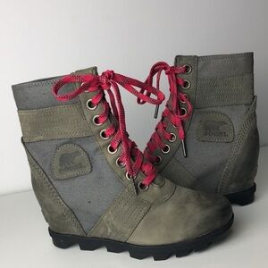 Sorel Lexi Quarry Lace Up Wedge Boots 6